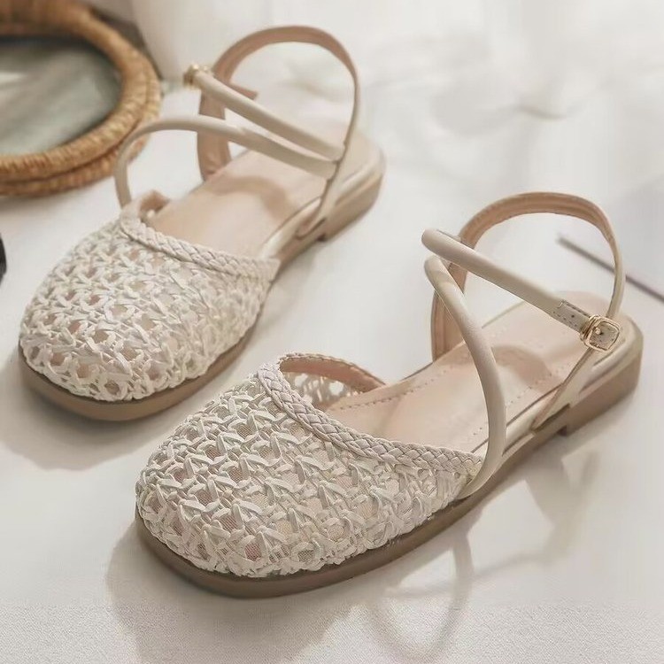 Women Fashion Heels - صنادل نسائية على الطراز الفرنسي مغلقة