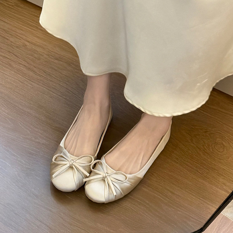 Women Fashion Heels - أحذية نسائية مسطحة جديدة لعام 2026