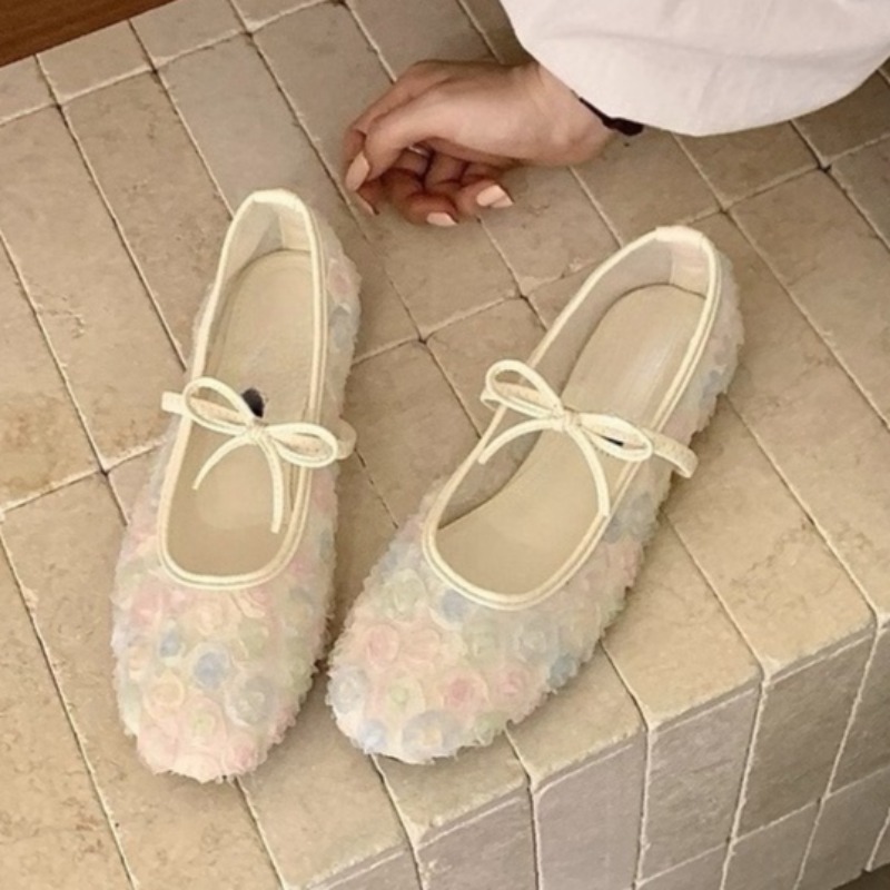 Women Fashion Heels - أحذية ماري جين شبكية جديدة بتصميم