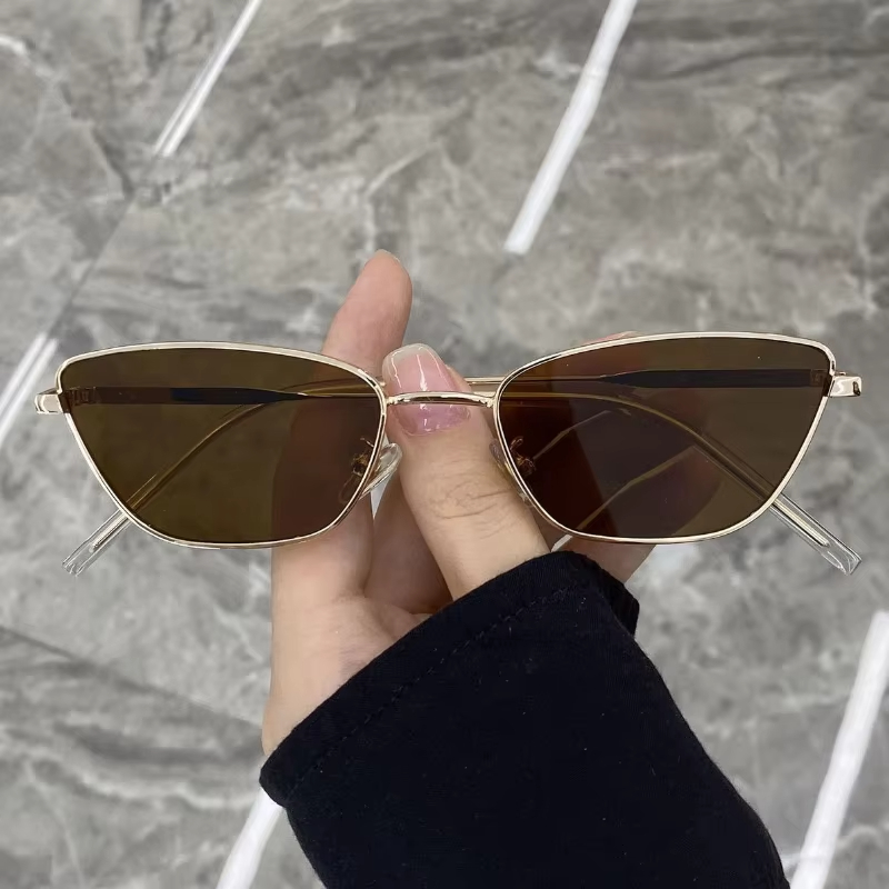 نظارات شمسية نسائية بتصميم عين - مراجعة Women'S Fashion Eyeglass Frames وسعره