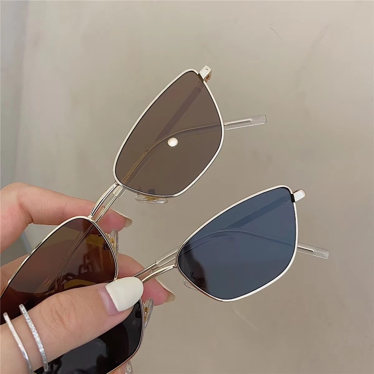 نظارات شمسية نسائية بتصميم عين - مراجعة Women'S Fashion Eyeglass Frames وسعره